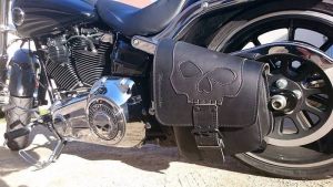 Sacoche Myleatherbikes Softail Breakout (61)